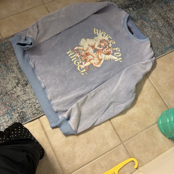 White Fox Boutique oversized Pastel Blue Angel Graphic Sweatshirt(NWOT) - Picture 8 of 11
